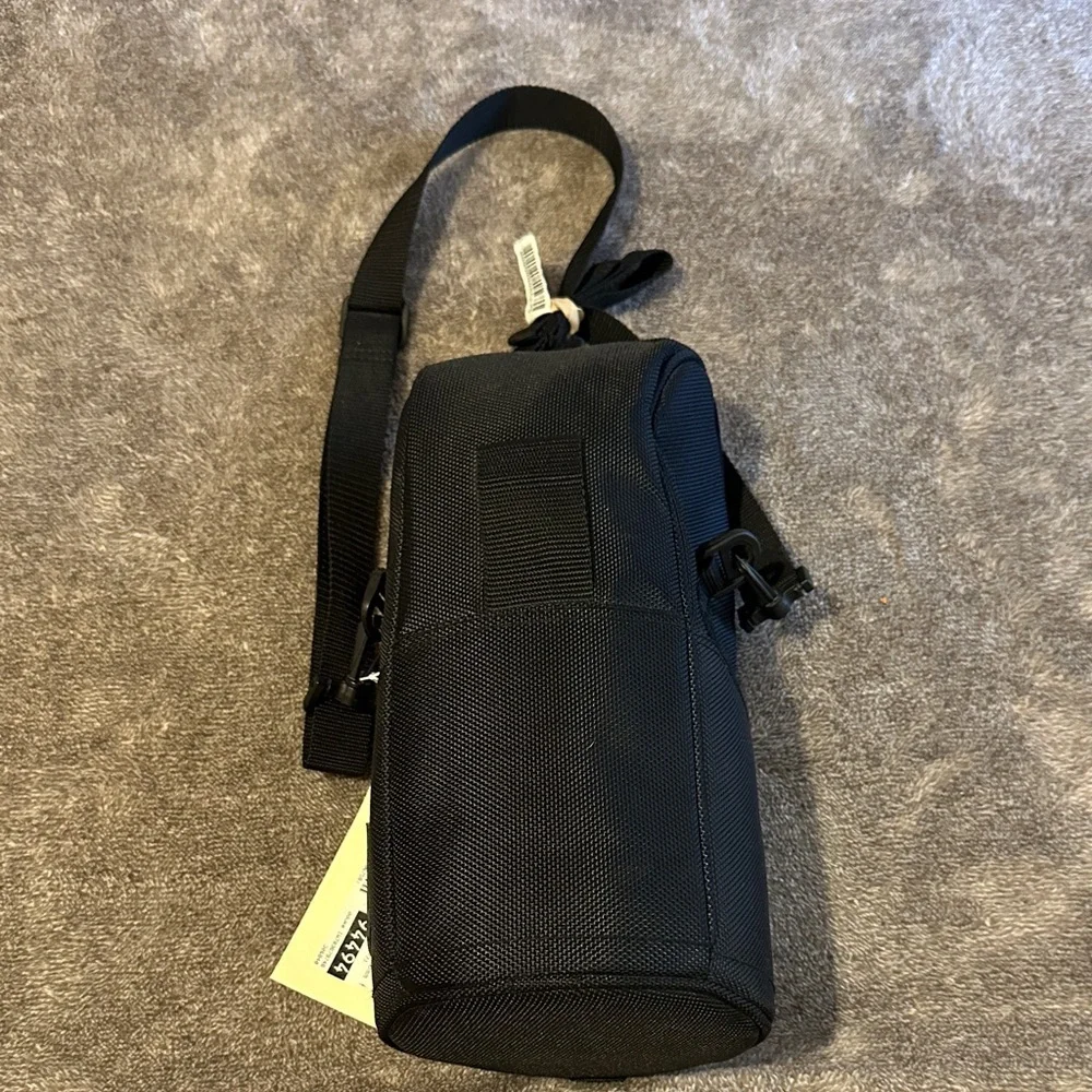 Nikon Black‎ CL M2 Lens Case Storage